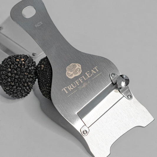 Stainless steel truffle slicerHome & GardenCrimson Broadleafmade in Italy, truffle slicer36.78made in Italy, truffle slicerHome & GardenStainless steel truffle slicerStainless steel truffle slicer - Premium Home & Garden from Crimson Broadleaf - Just CHF 36.78! Shop now at Maria Bitonti Home Decor