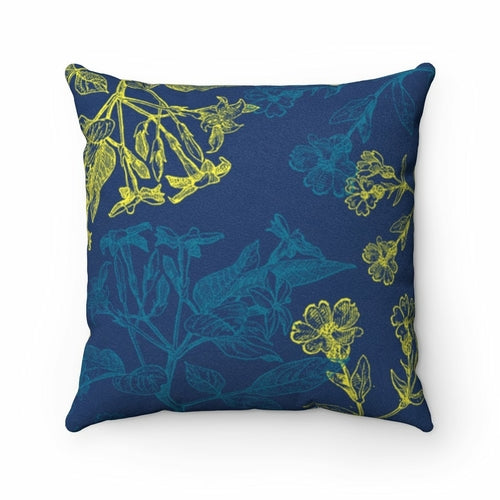 Blooming Floral Double Sided Faux Suede Cushion - 4 SizesHome DecorYellow Pandoracushion, Home & Living, home decor, living room, pillow, Pillows & Covers, sofa cushion26.38cushion, Home & Living, home decor, living room, pillow, Pillows & Covers, sofa cushionHome DecorBlooming Floral Double Sided Faux Suede Cushion - 4 SizesBlooming Floral Double Sided Faux Suede Cushion - 4 Sizes - Premium Home Decor from Yellow Pandora - Just CHF 26.38! Shop now at Maria Bitonti Home Decor