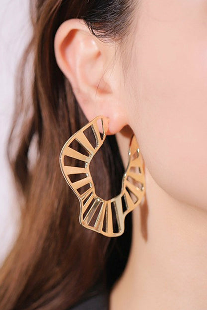 Cutout Zinc Alloy C-Hoop EarringsWomen's ClothingSky ThistleOrganism18.98OrganismWomen's ClothingCutout Zinc Alloy C-Hoop EarringsCutout Zinc Alloy C-Hoop Earrings - Premium Women's Clothing from Sky Thistle - Just CHF 18.98! Shop now at Maria Bitonti Home Decor