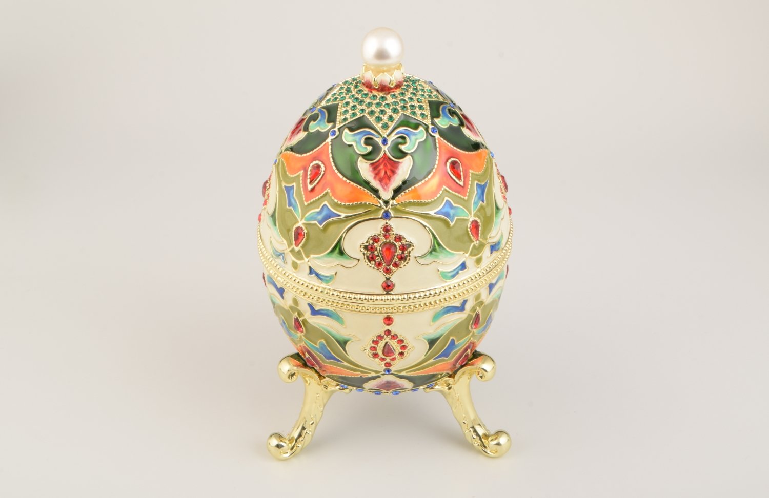 Colorful Russian EggHome DecorOrchid Menoetius2020 Collection, collection, Faberge, Faberge Egg, FaireJune2023, Gift, Keren Kopal, trinket box245.982020 Collection, collection, Faberge, Faberge Egg, FaireJune2023, Gift, Keren Kopal, trinket boxHome DecorColorful Russian EggColorful Russian Egg - Premium Home Decor from Orchid Menoetius - Just CHF 245.98! Shop now at Maria Bitonti Home Decor