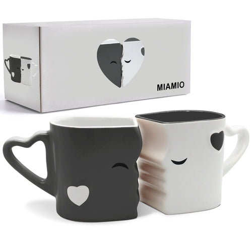 MIAMIO - Kaffeetassen Küssende Tassen Set Geschenk / WeihnachtenMugsYellow PrometheusKissing Mugs16.71Kissing MugsMugsMIAMIO - Kaffeetassen Küssende Tassen Set Geschenk / WeihnachtenMIAMIO - Kaffeetassen Küssende Tassen Set Geschenk / Weihnachten - Premium Mugs from Yellow Prometheus - Just CHF 16.71! Shop now at Maria Bitonti Home Decor