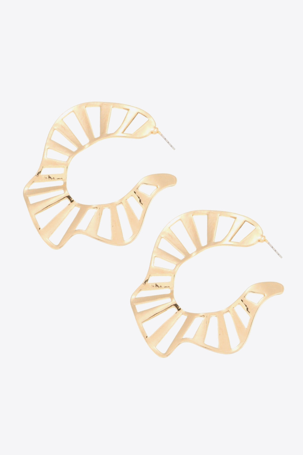 Cutout Zinc Alloy C-Hoop EarringsWomen's ClothingSky ThistleOrganism18.98OrganismWomen's ClothingCutout Zinc Alloy C-Hoop EarringsCutout Zinc Alloy C-Hoop Earrings - Premium Women's Clothing from Sky Thistle - Just CHF 18.98! Shop now at Maria Bitonti Home Decor