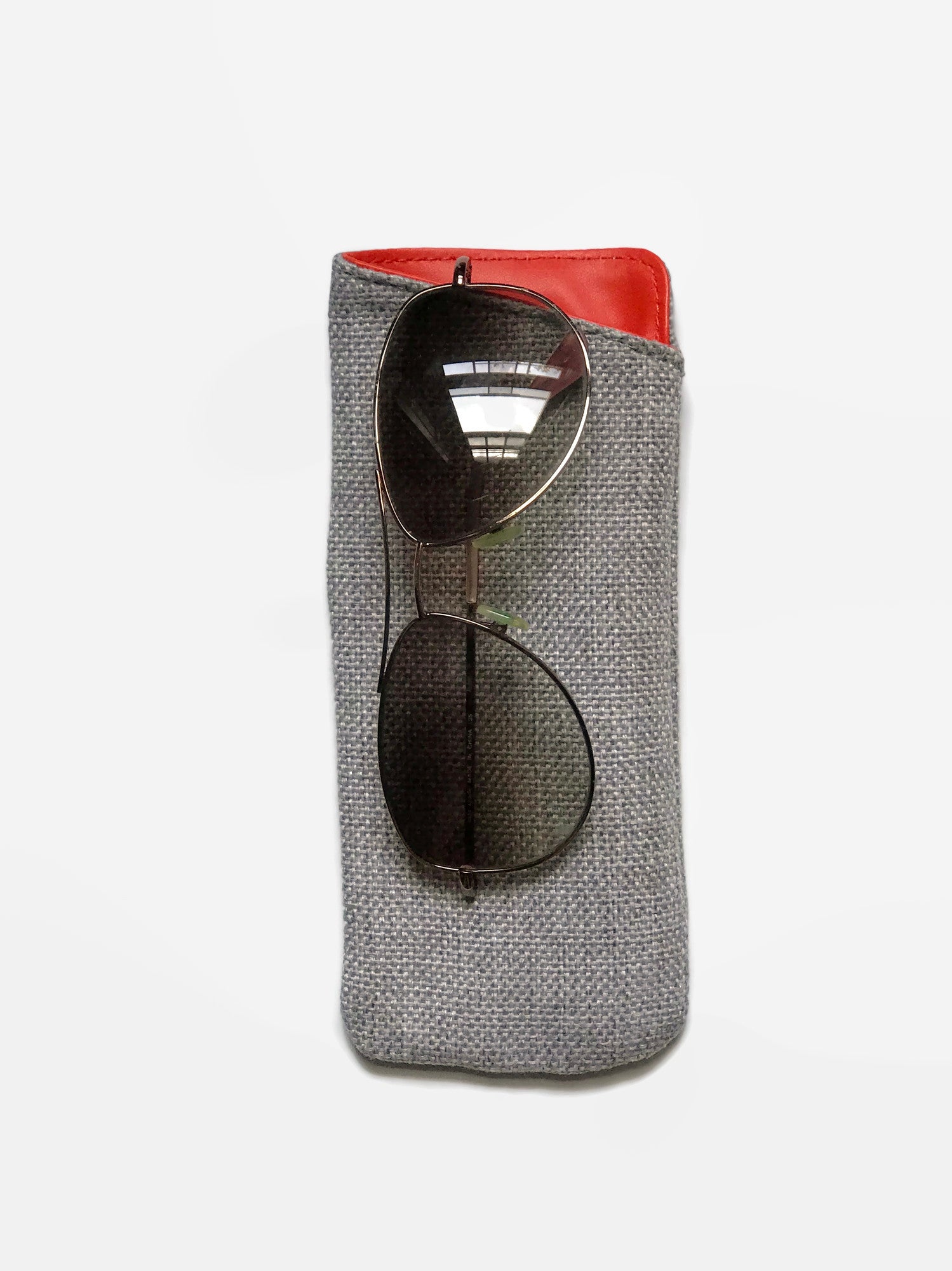 Hoyt Sunglasses CaseAccessoriesPurple Meleagercase, sunglasses, vegan21.99case, sunglasses, veganAccessoriesHoyt Sunglasses CaseHoyt Sunglasses Case - Premium Accessories from Purple Meleager - Just CHF 21.99! Shop now at Maria Bitonti Home Decor