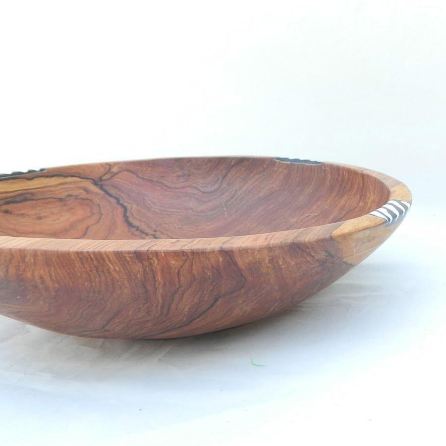 Olivewood Salad and Fruit Bowl