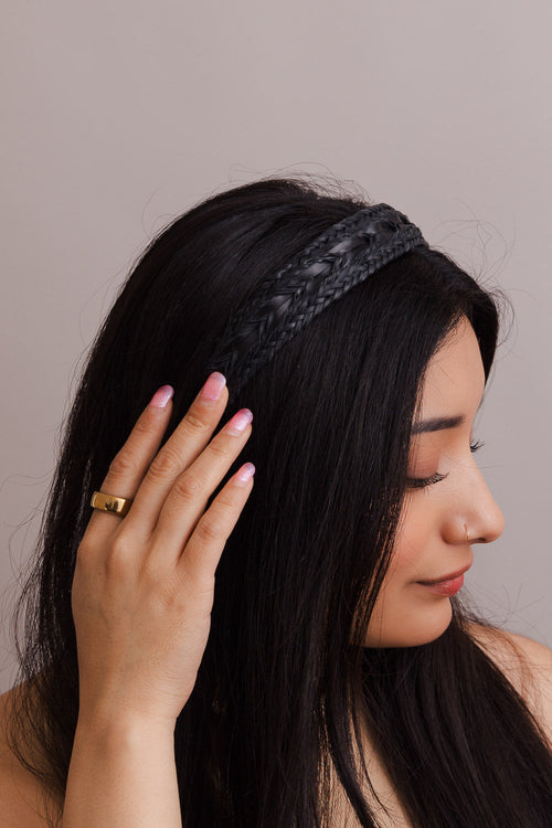 Vegan Leather Patterned HeadbandAccessoriesPeriwinkle AetherHeadbands10.49HeadbandsAccessoriesVegan Leather Patterned HeadbandVegan Leather Patterned Headband - Premium Accessories from Periwinkle Aether - Just CHF 10.49! Shop now at Maria Bitonti Home Decor